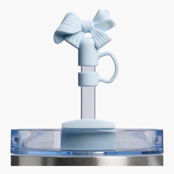 STANLEY X LOVESHACKFANCY HOLIDAY 40OZ QUENCHER, TOSCANA TOILE ALPINE BLUE - Picture 3 of 3